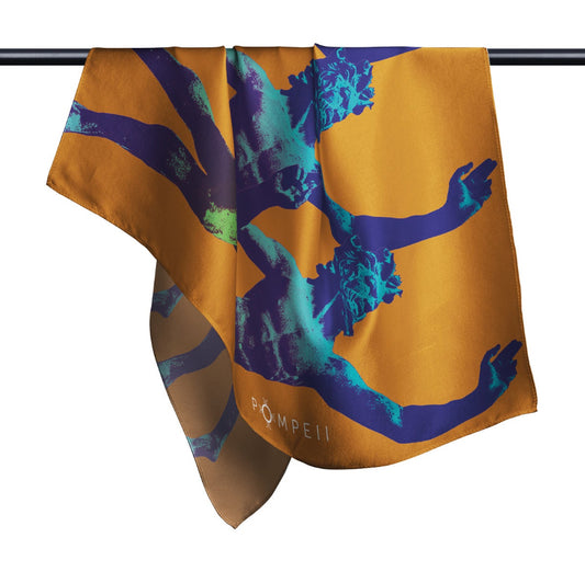 Foulard in viscosa con riproduzione statua del Fauno